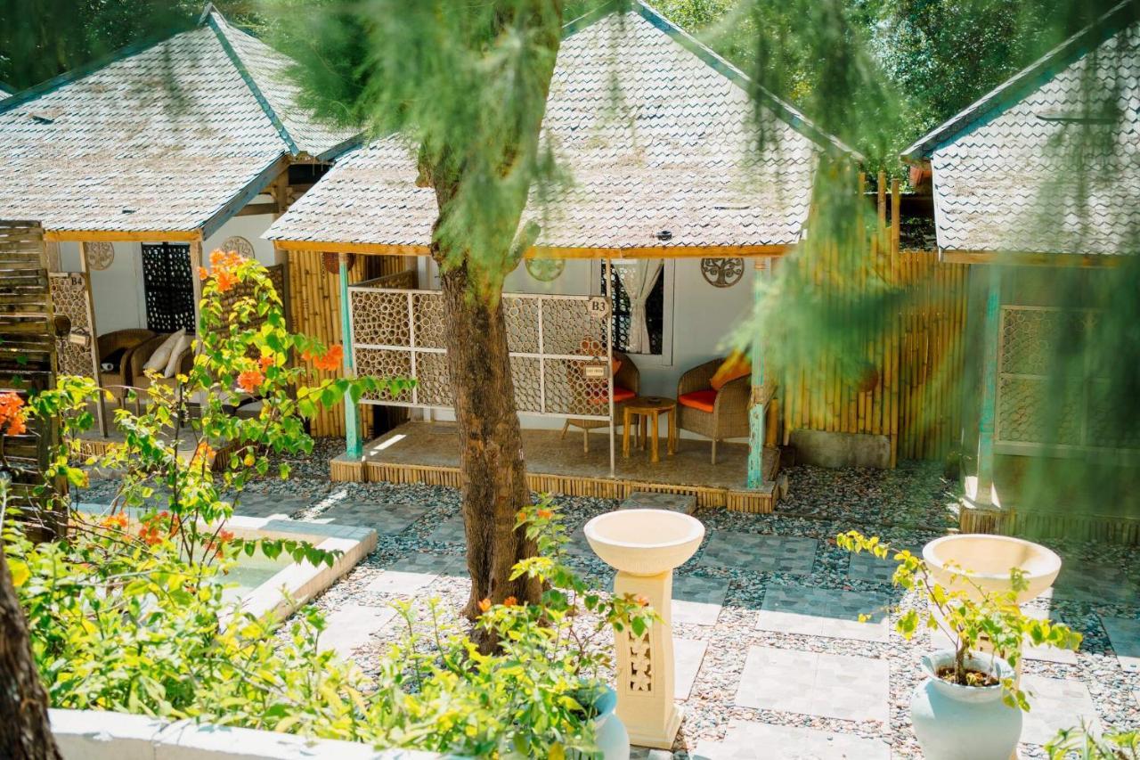 Bungalow Cafe Gili Beachfront Gili Meno Eksteriør billede