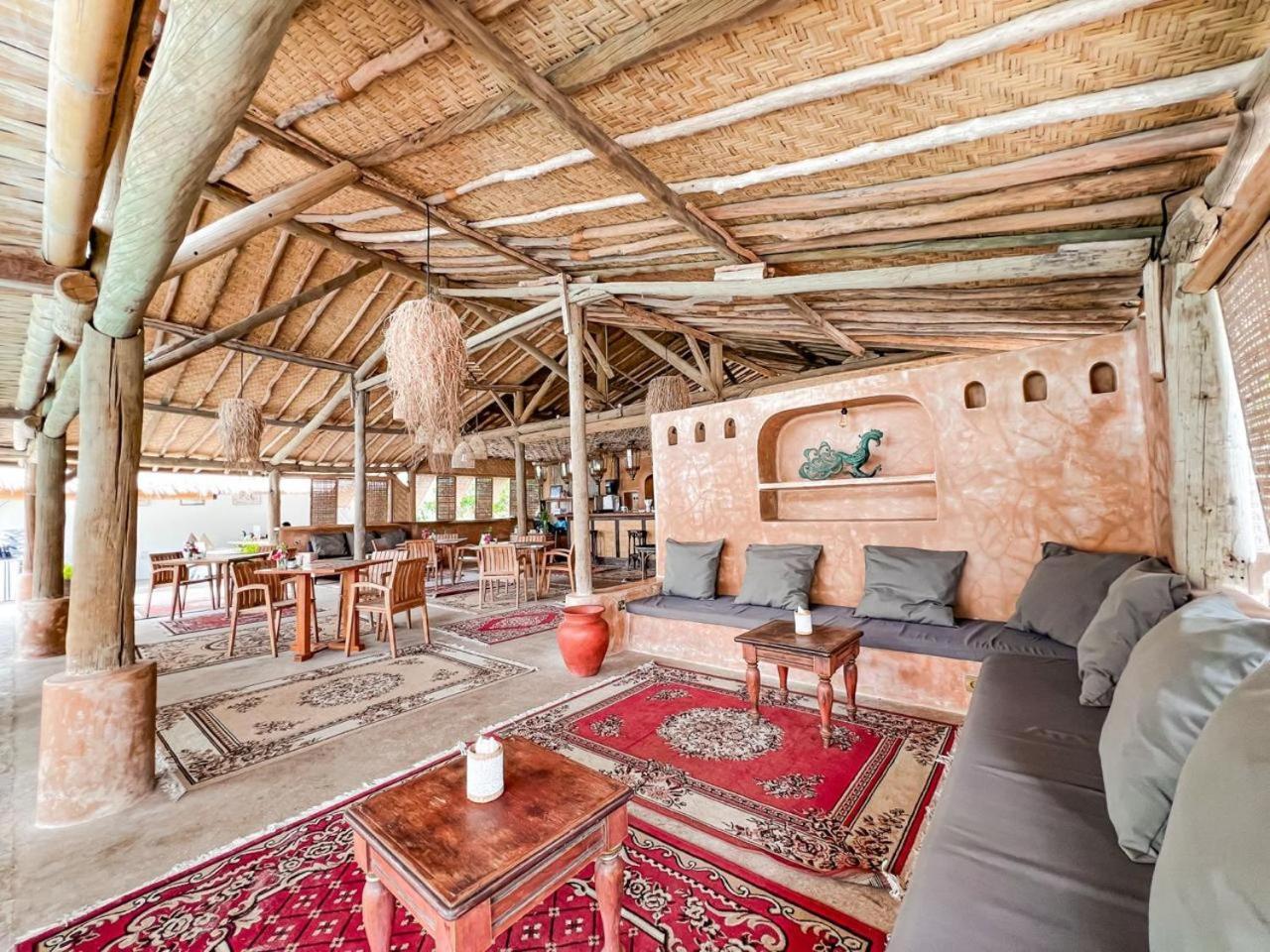 Bungalow Cafe Gili Beachfront Gili Meno Eksteriør billede