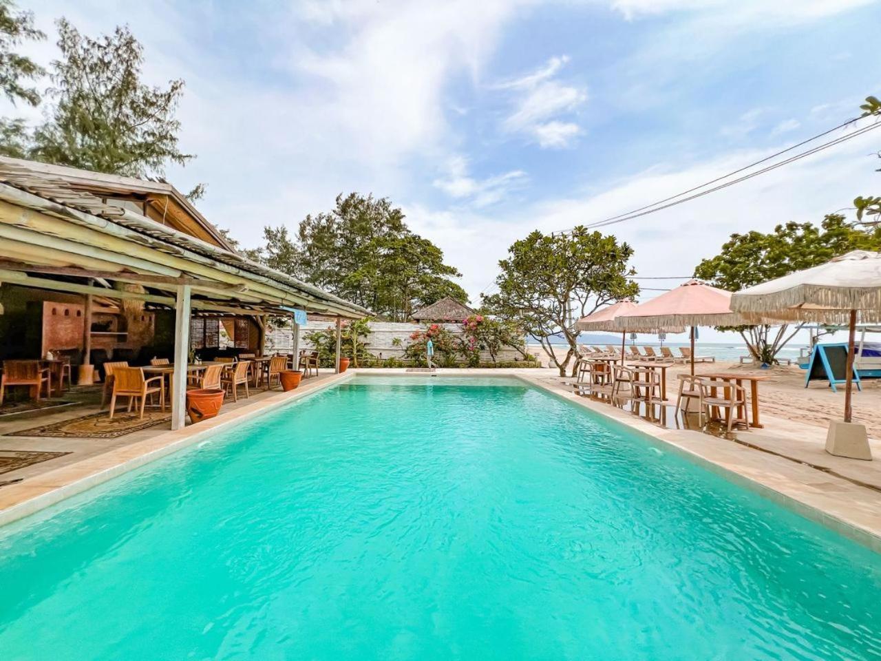 Bungalow Cafe Gili Beachfront Gili Meno Eksteriør billede